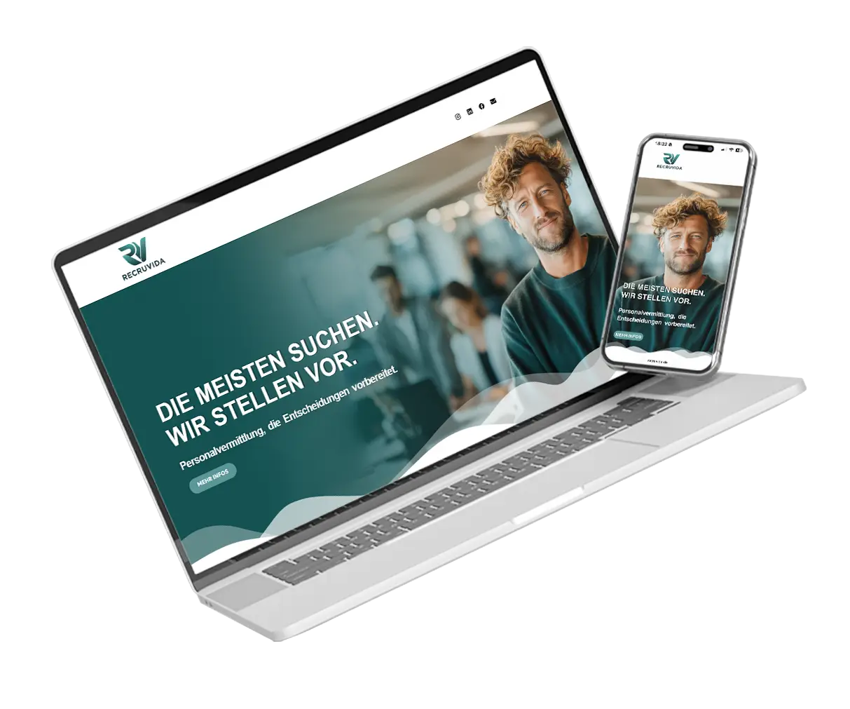 Laptop und Handy mit Webdesign von Personaldienstleister Recruvida